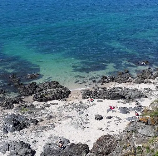 Appartement Haute Meublé Avec Cour Privative Granville