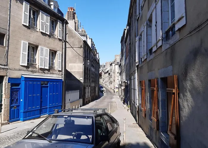 Appartement Haute Meublé Avec Cour Privative