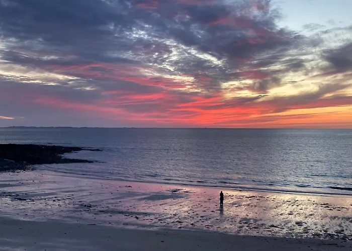 Haute Meublé Avec Cour Privative